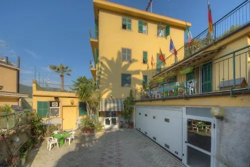 Hotel Deutsche Familien 2*