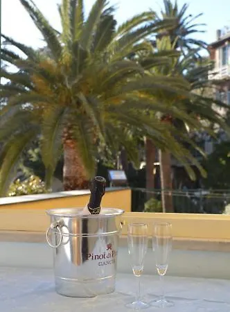 酒店 Deutsche Familien 菲纳莱利古雷