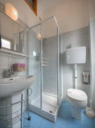 Deutsche Familien 2* 菲纳莱利古雷