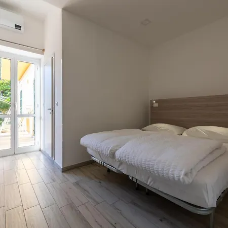 Hotell Deutsche Familien 2*