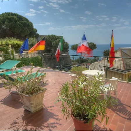 Deutsche Familien Finale Ligure