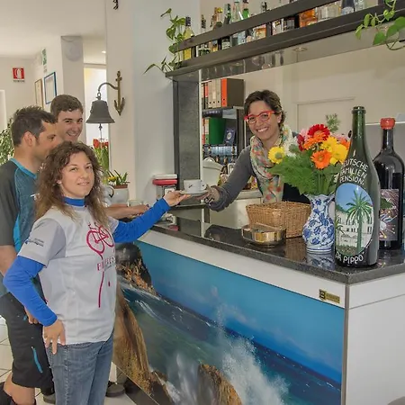 Deutsche Familien 菲纳莱利古雷