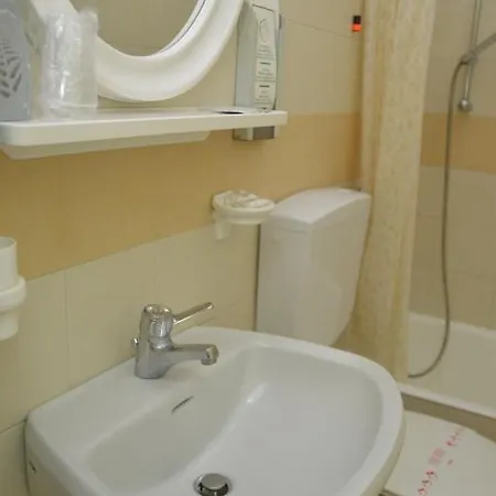 酒店 Deutsche Familien 2*