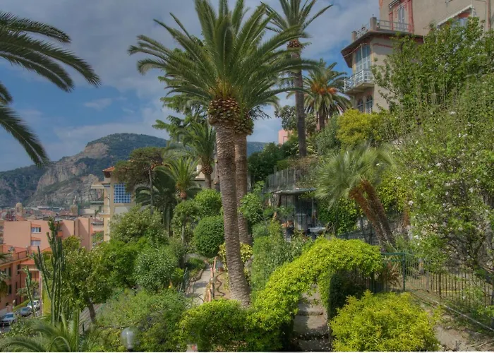 Deutsche Familien Szálloda Finale Ligure